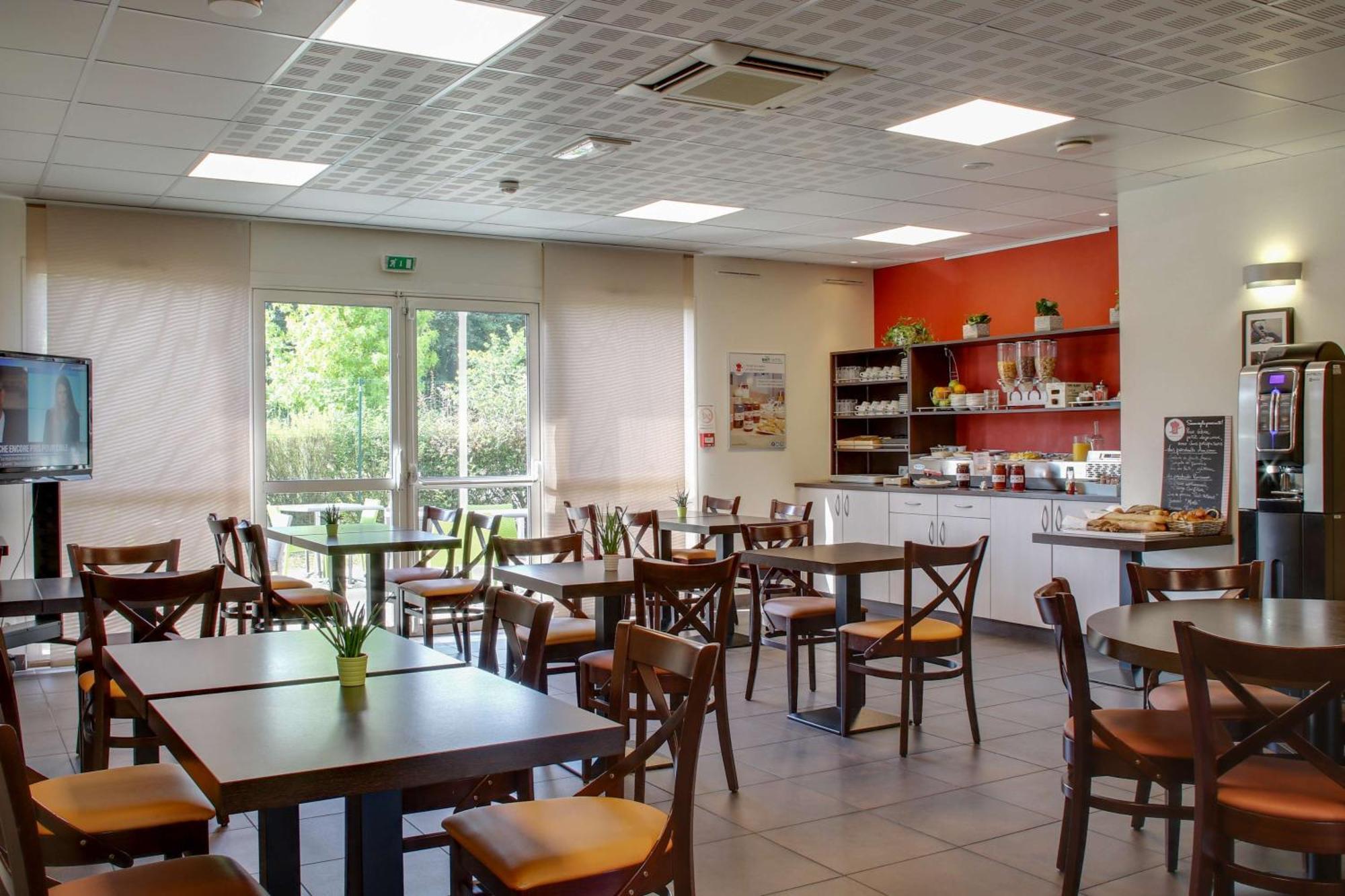 Brit Hotel Saint-Meen-Le-Grand En Broceliande Dış mekan fotoğraf