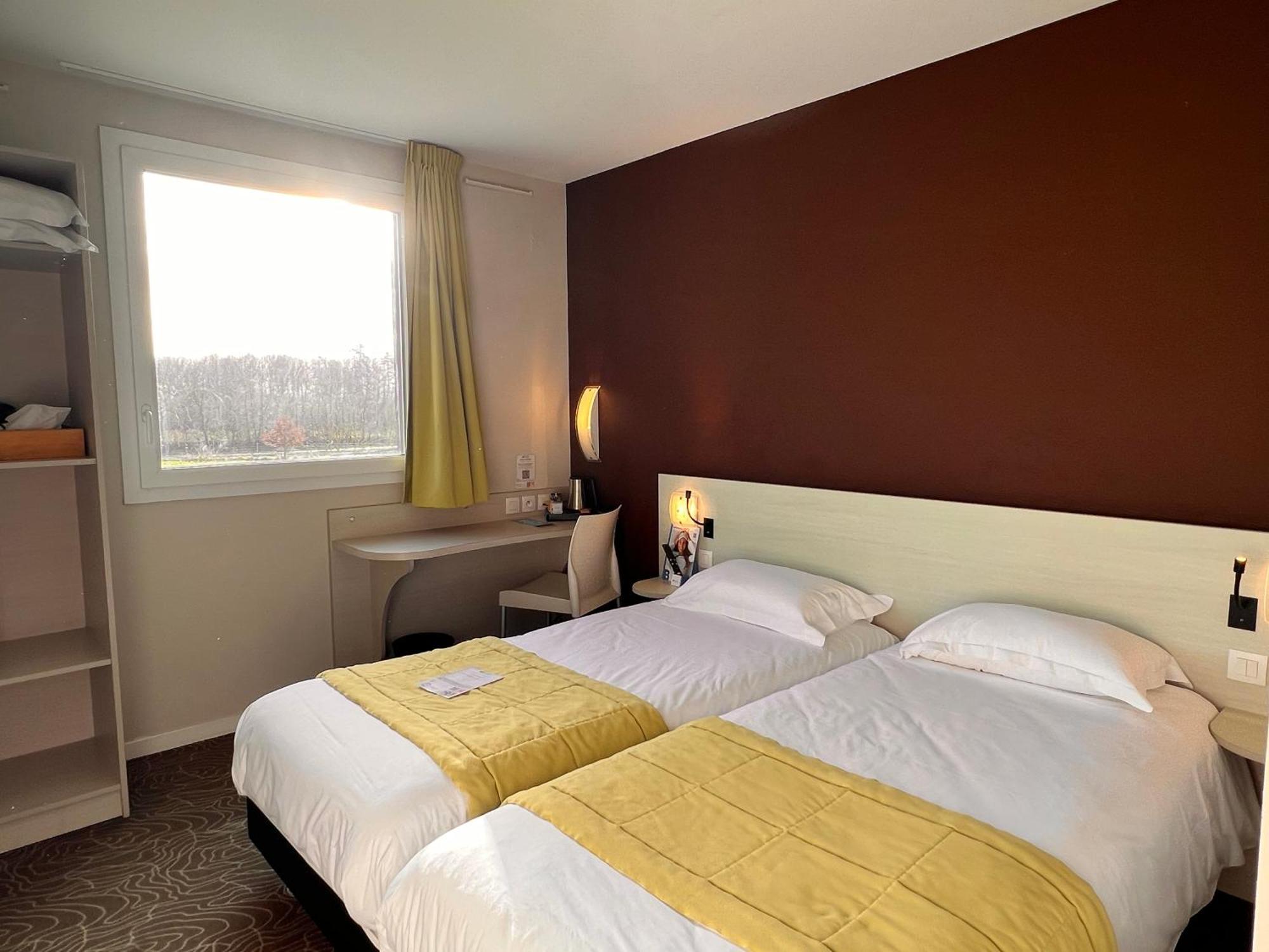 Brit Hotel Saint-Meen-Le-Grand En Broceliande Dış mekan fotoğraf